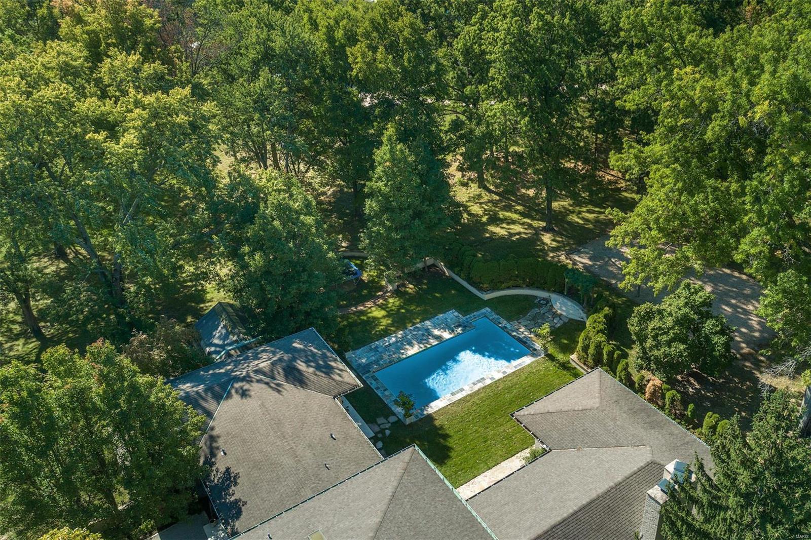 David Finke Estate - Residential