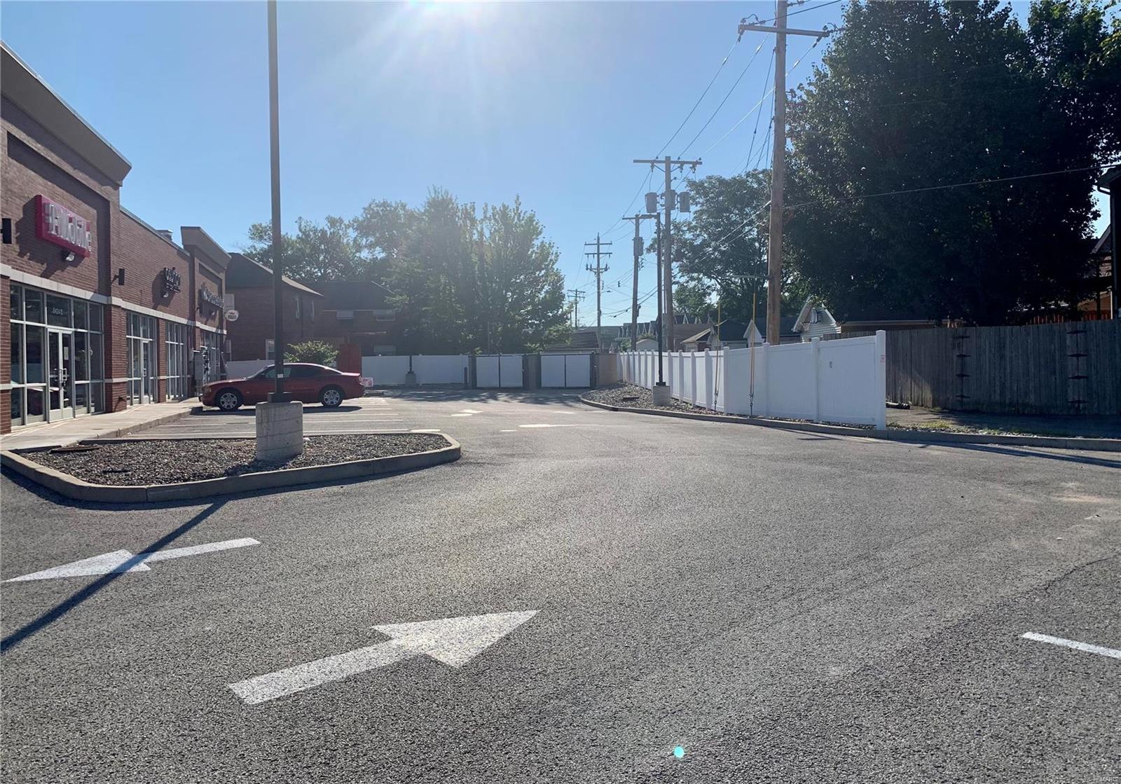 n/a - Commercial Sale