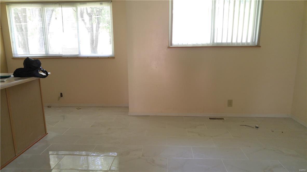 Loretto Manor Add - Residential Lease