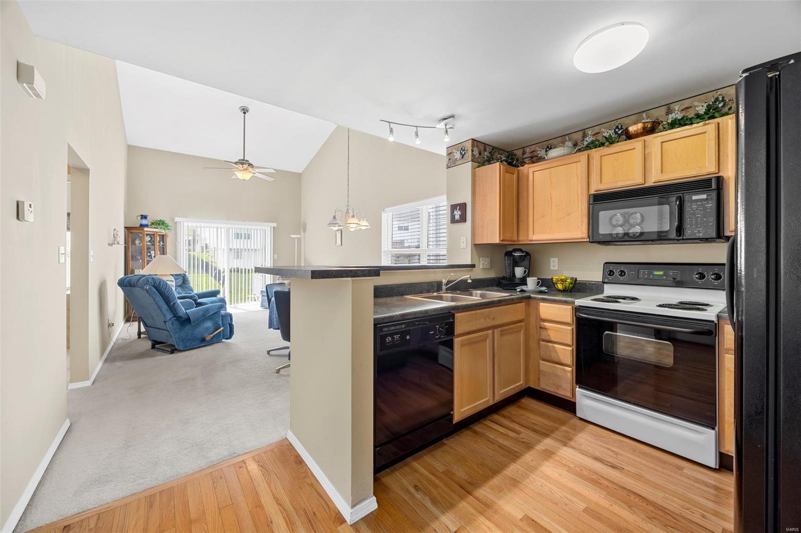 O'Fallon, Missouri 63366, United States, 2 Bedrooms Bedrooms, ,2 BathroomsBathrooms,Residential,Pending,109376