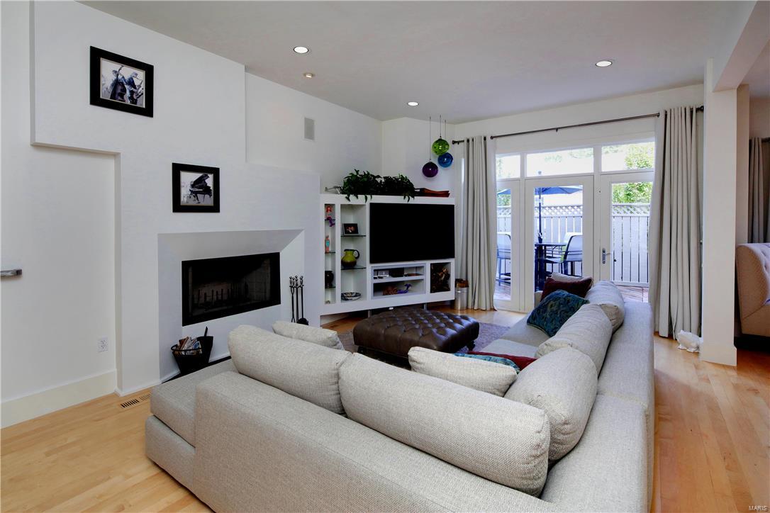 Clayton Lane - Residential