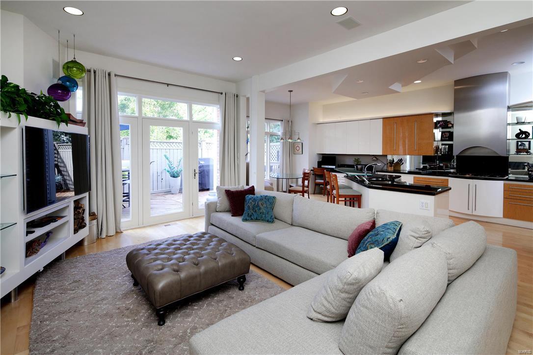 Clayton Lane - Residential