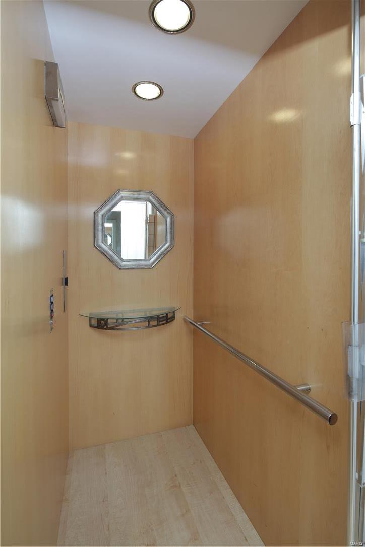 Clayton Lane - Residential