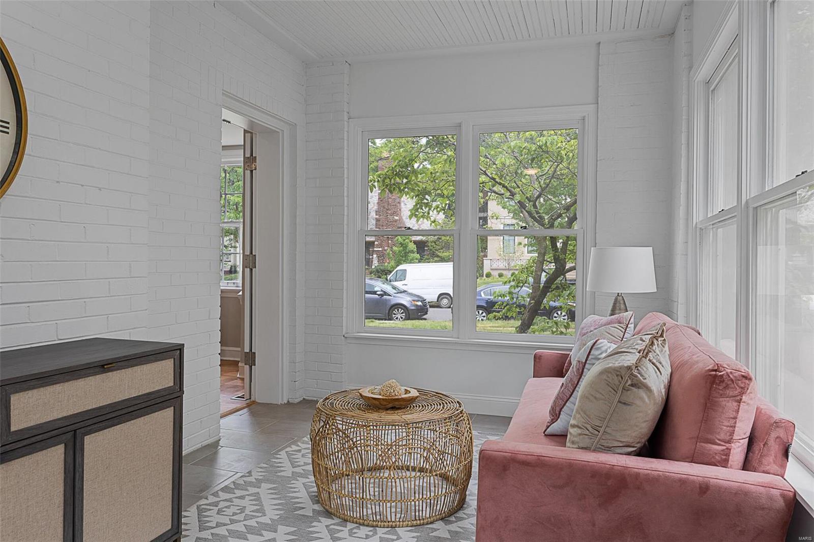 Davis Place - Residential