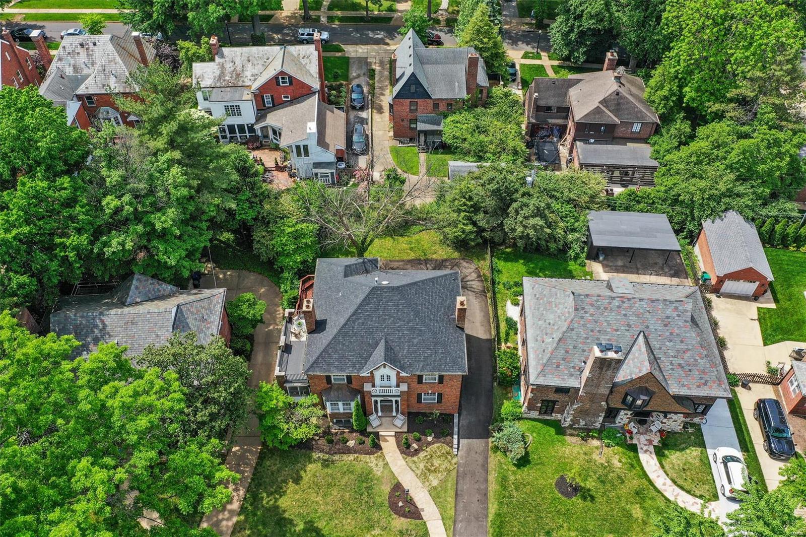 Davis Place - Residential