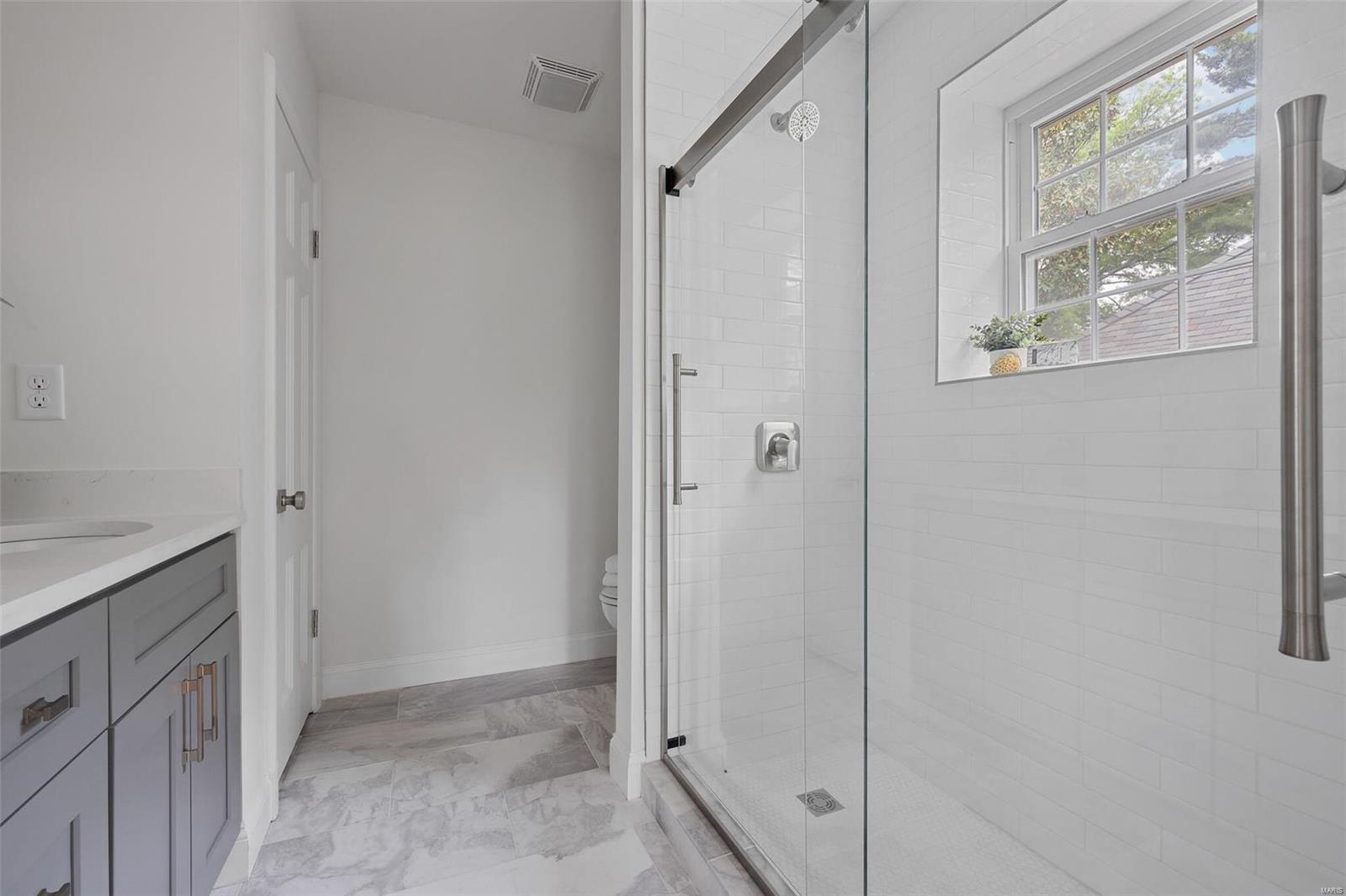 Davis Place - Residential