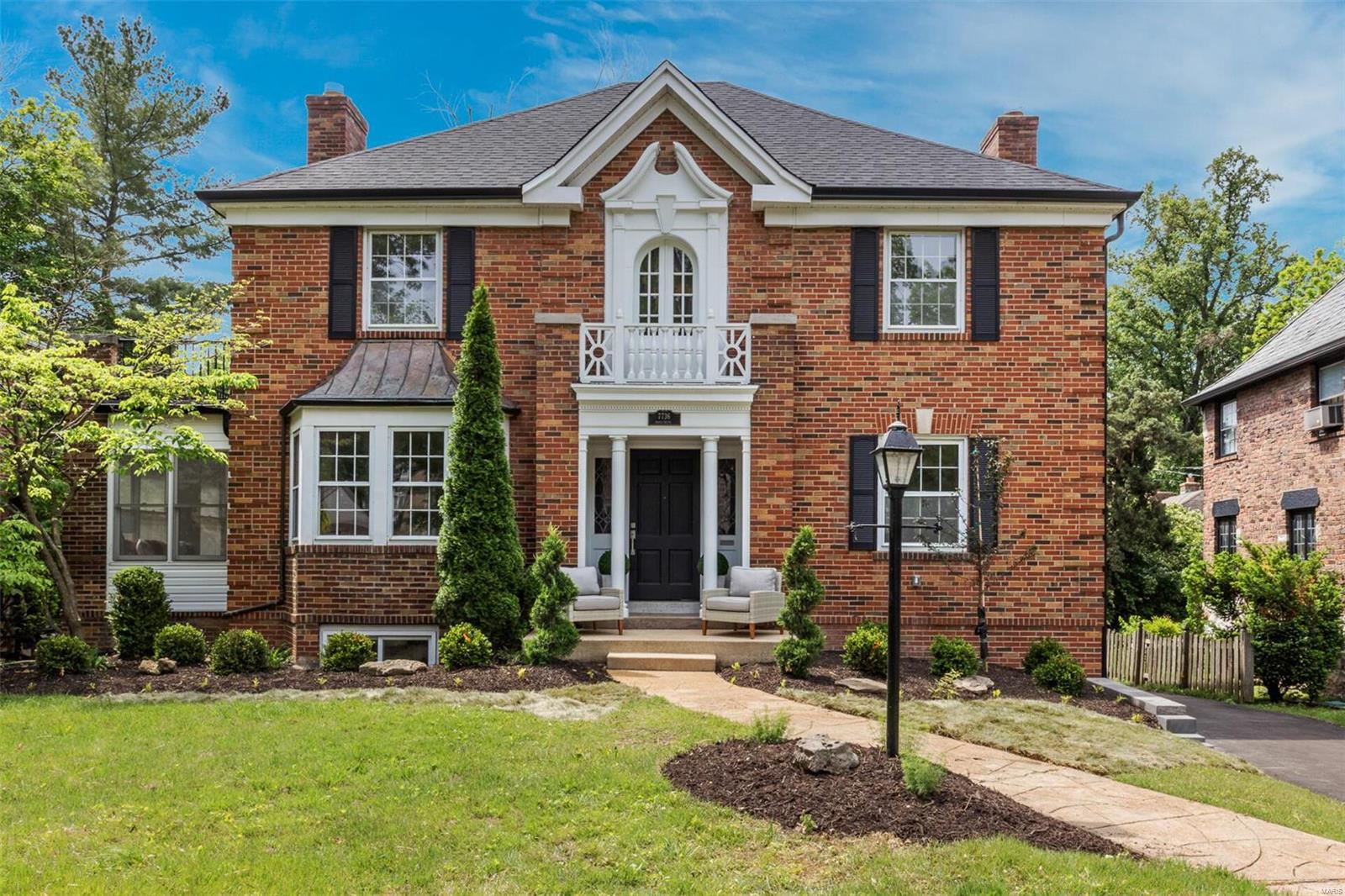 Davis Place - Residential