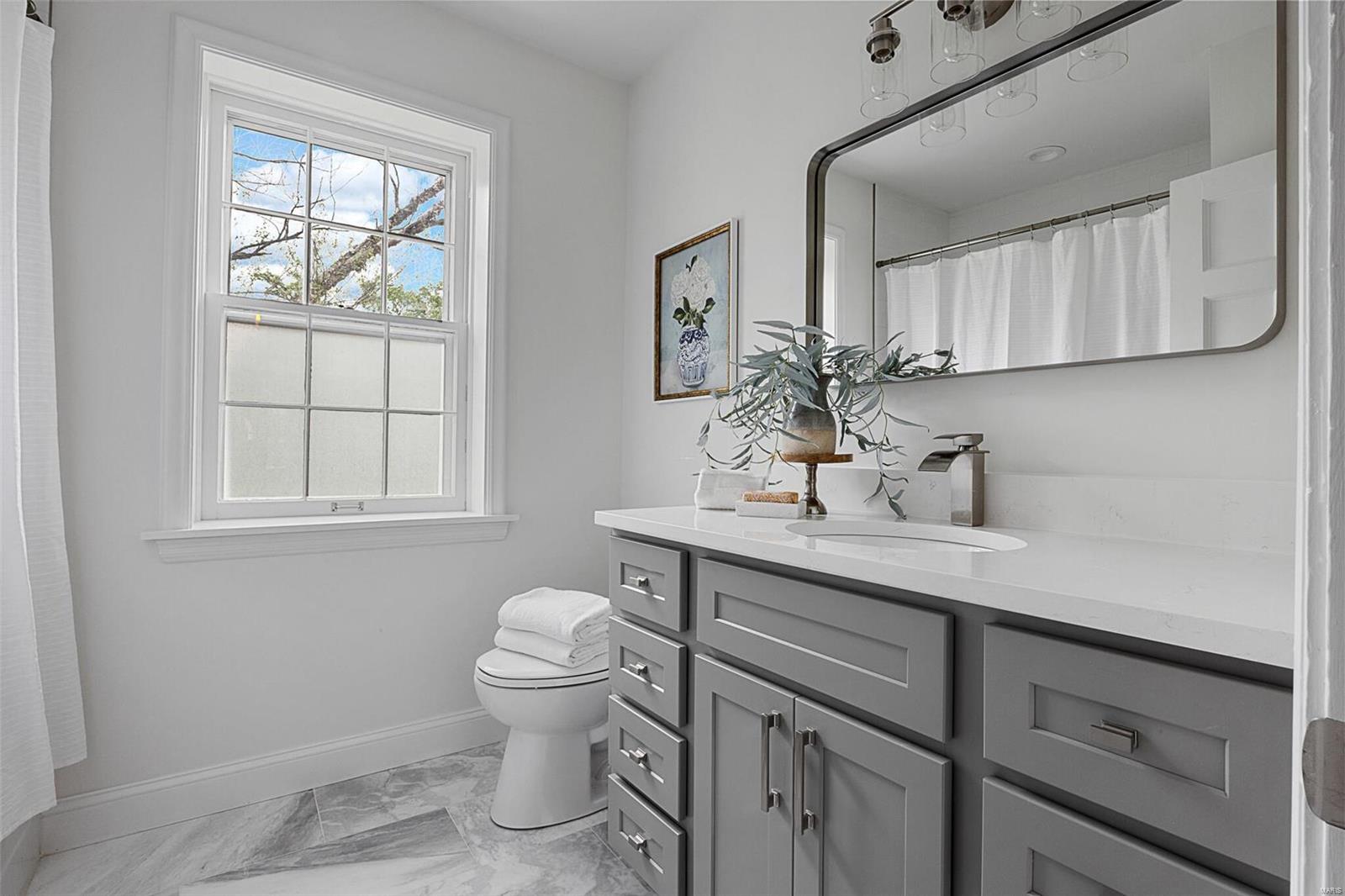 Davis Place - Residential