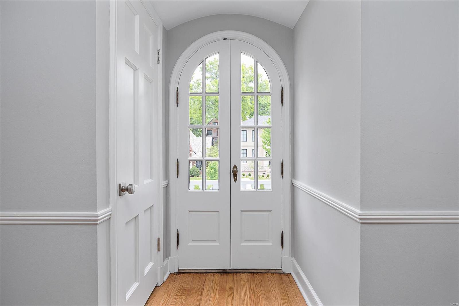 Davis Place - Residential