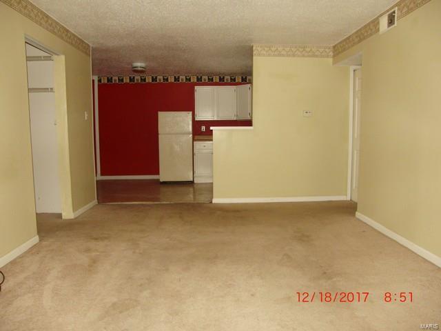 Oakville Commons Condo - Residential