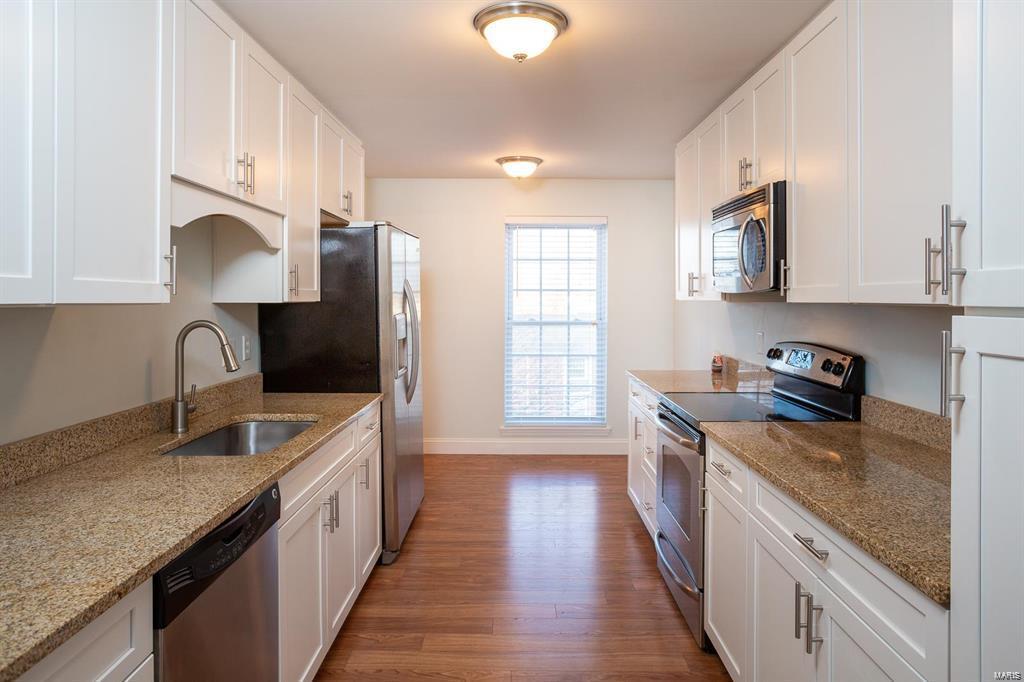 Manors At Village Green Condo The - Residential