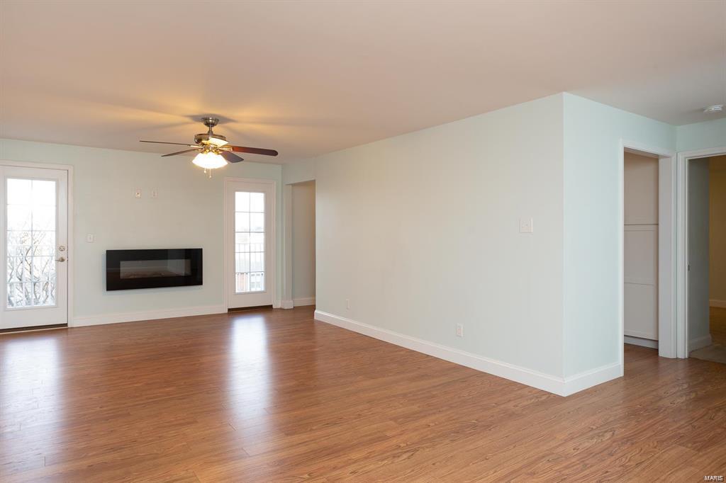 Manors At Village Green Condo The - Residential