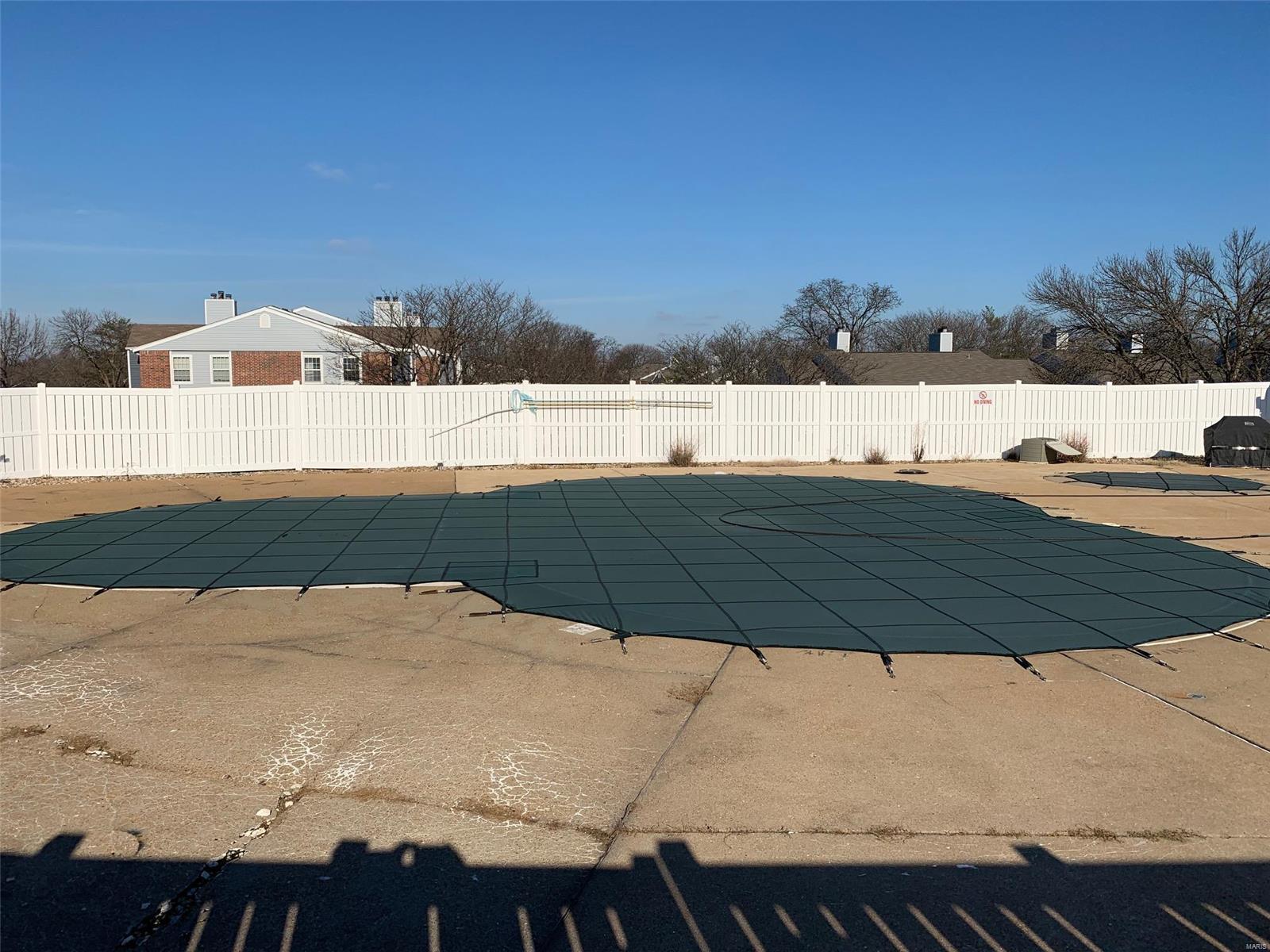 Manors At Village Green Condo The - Residential