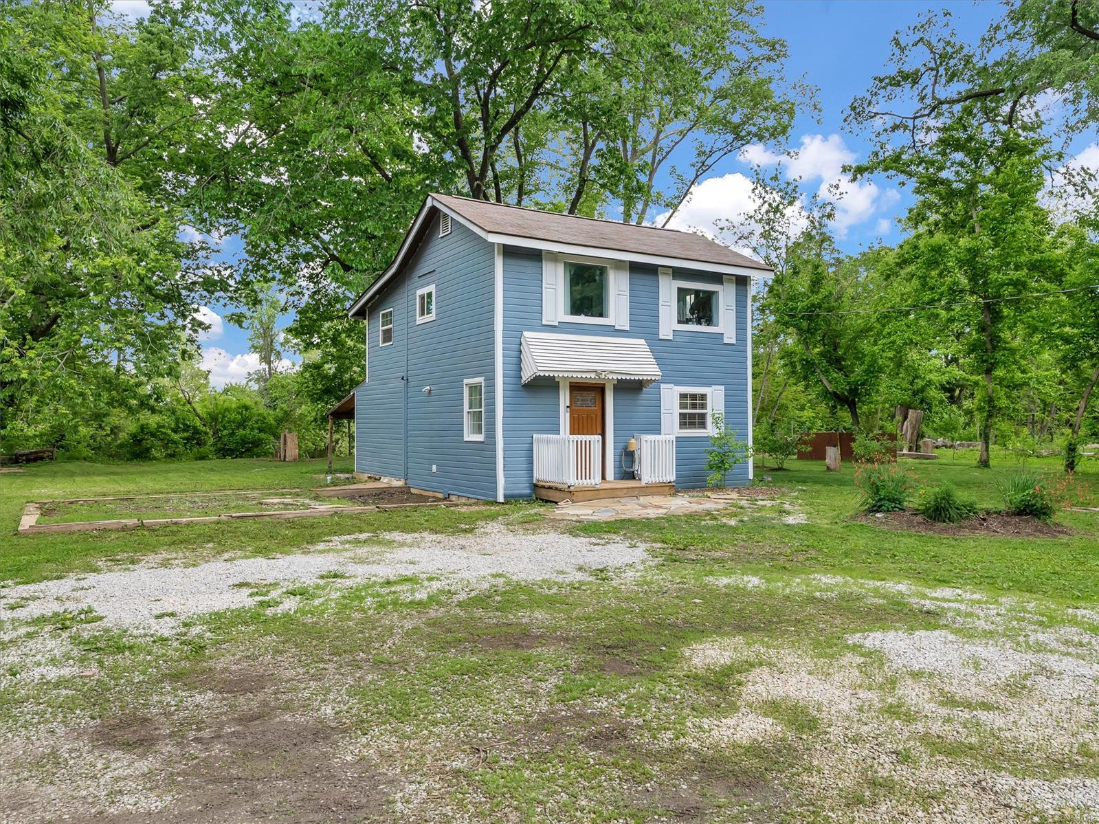 2822 State Road W
