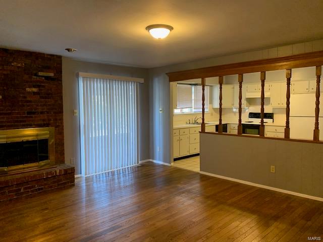 White Plains 3 - Residential Lease