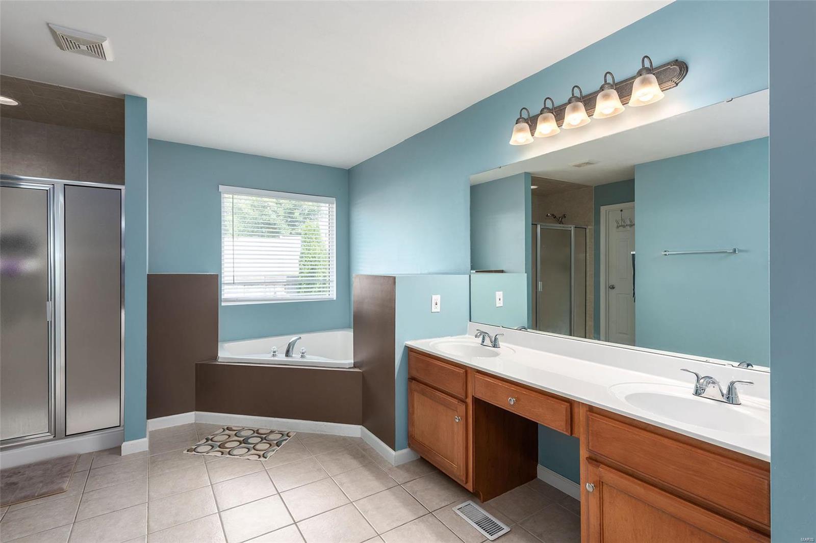 Landing/Fox Pointe - Residential