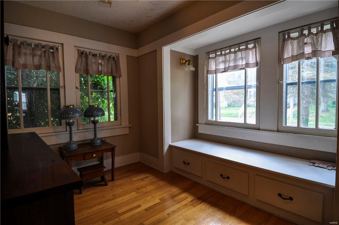 Tuxedo Park - Residential