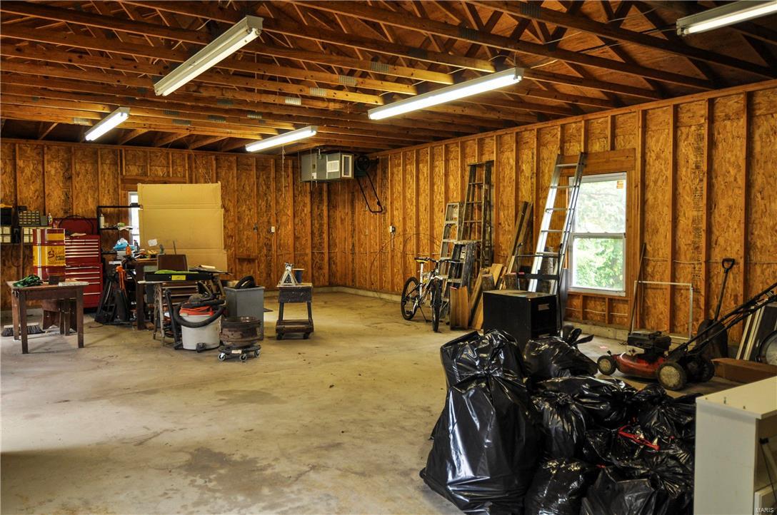 Tuxedo Park - Residential