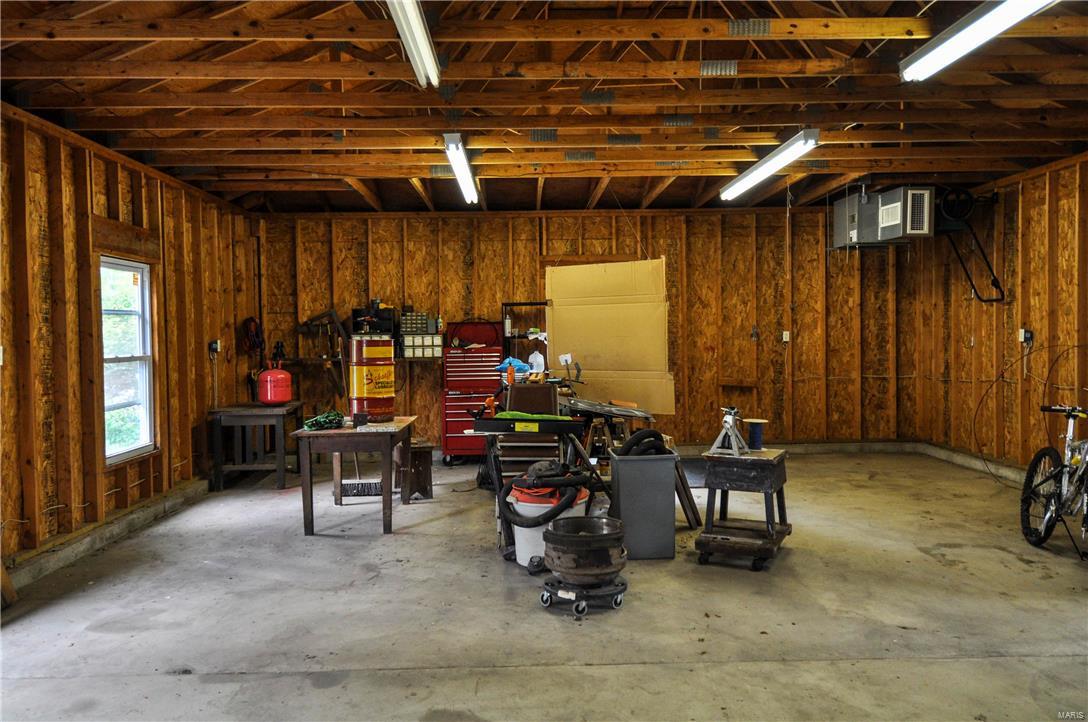 Tuxedo Park - Residential