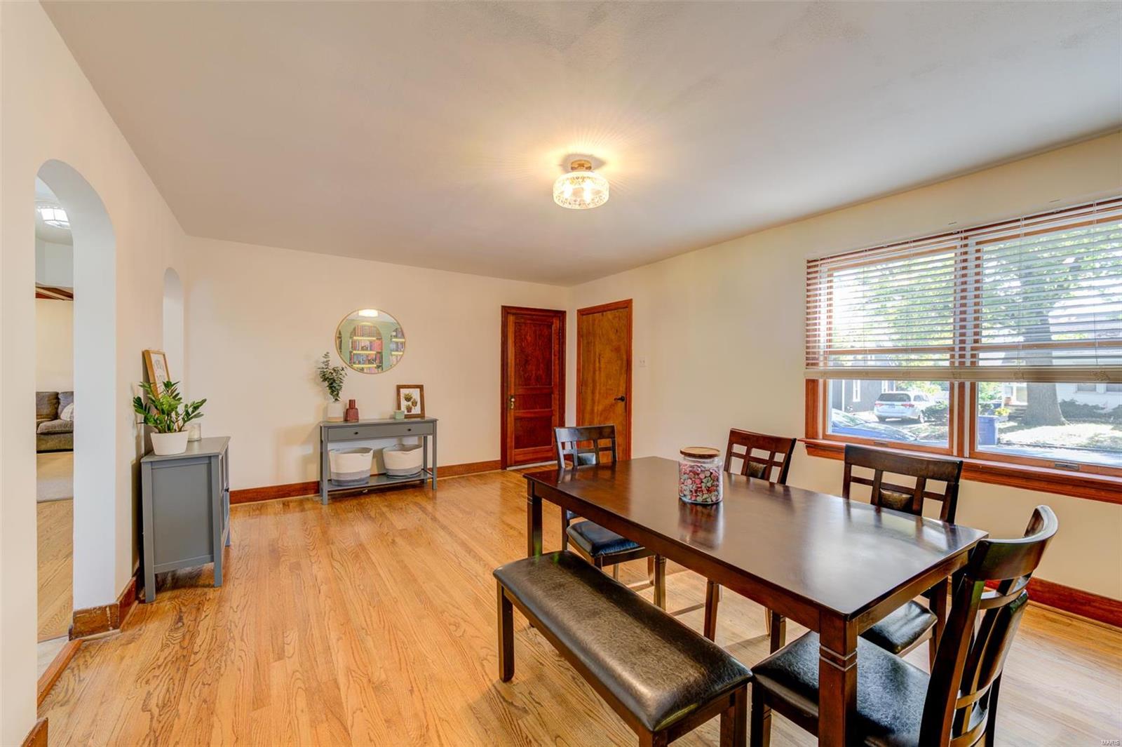 St Charles, Missouri 63301, United States, 3 Bedrooms Bedrooms, ,3 BathroomsBathrooms,Residential,Pending,39883