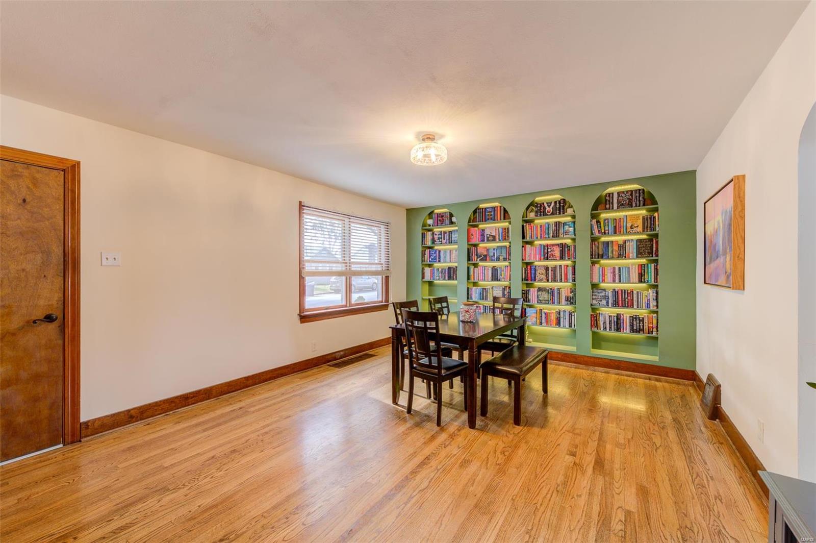 St Charles, Missouri 63301, United States, 3 Bedrooms Bedrooms, ,3 BathroomsBathrooms,Residential,Pending,39883