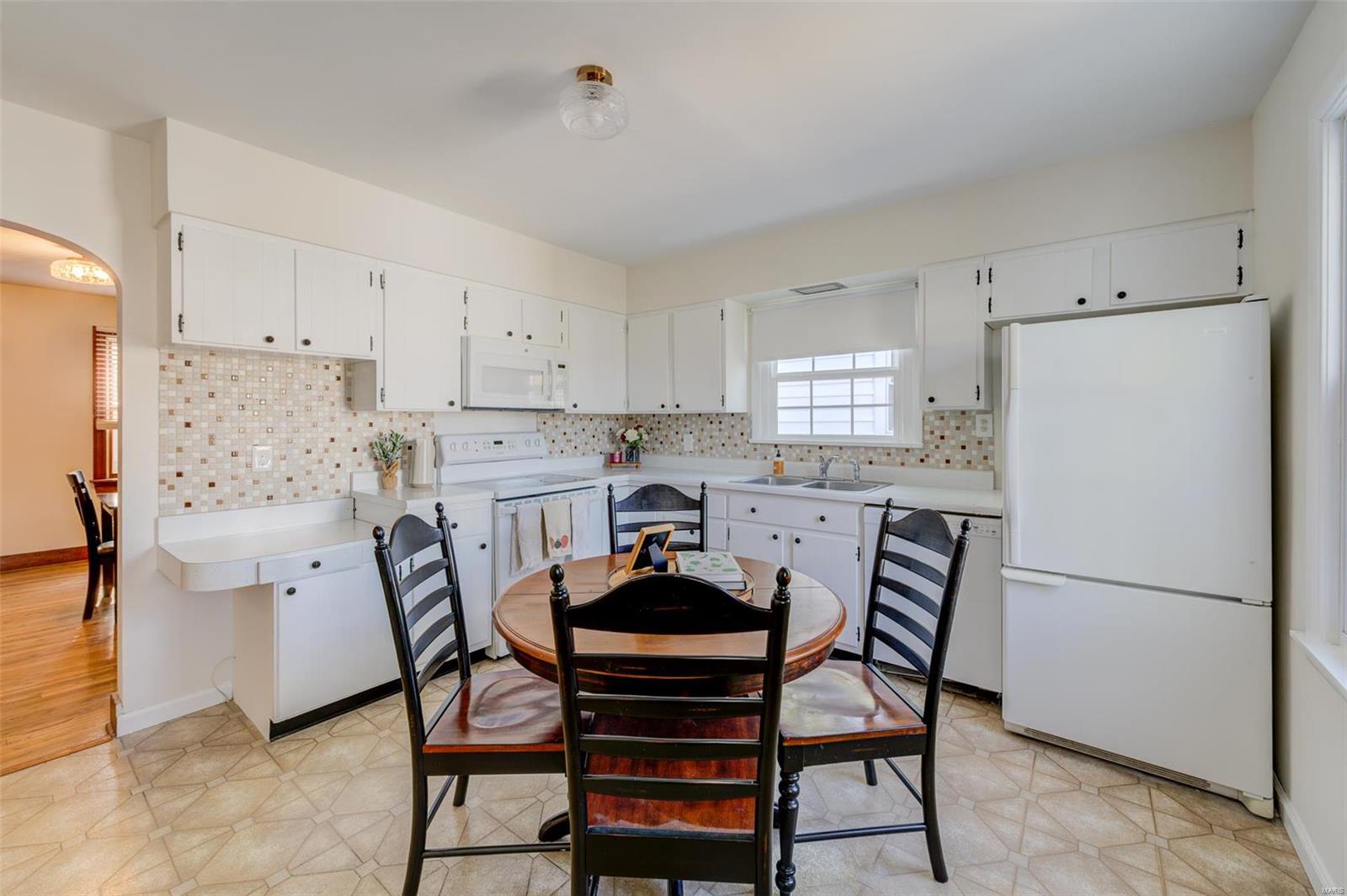 St Charles, Missouri 63301, United States, 3 Bedrooms Bedrooms, ,3 BathroomsBathrooms,Residential,Pending,39883