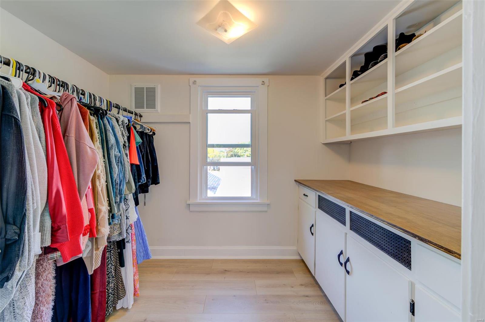 St Charles, Missouri 63301, United States, 3 Bedrooms Bedrooms, ,3 BathroomsBathrooms,Residential,Pending,39883