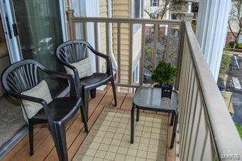 Treetop Condo Ph 2 - Residential