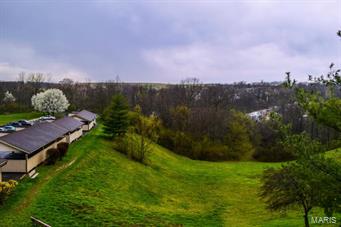 Treetop Condo Ph 2 - Residential