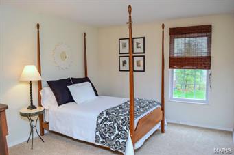 Treetop Condo Ph 2 - Residential