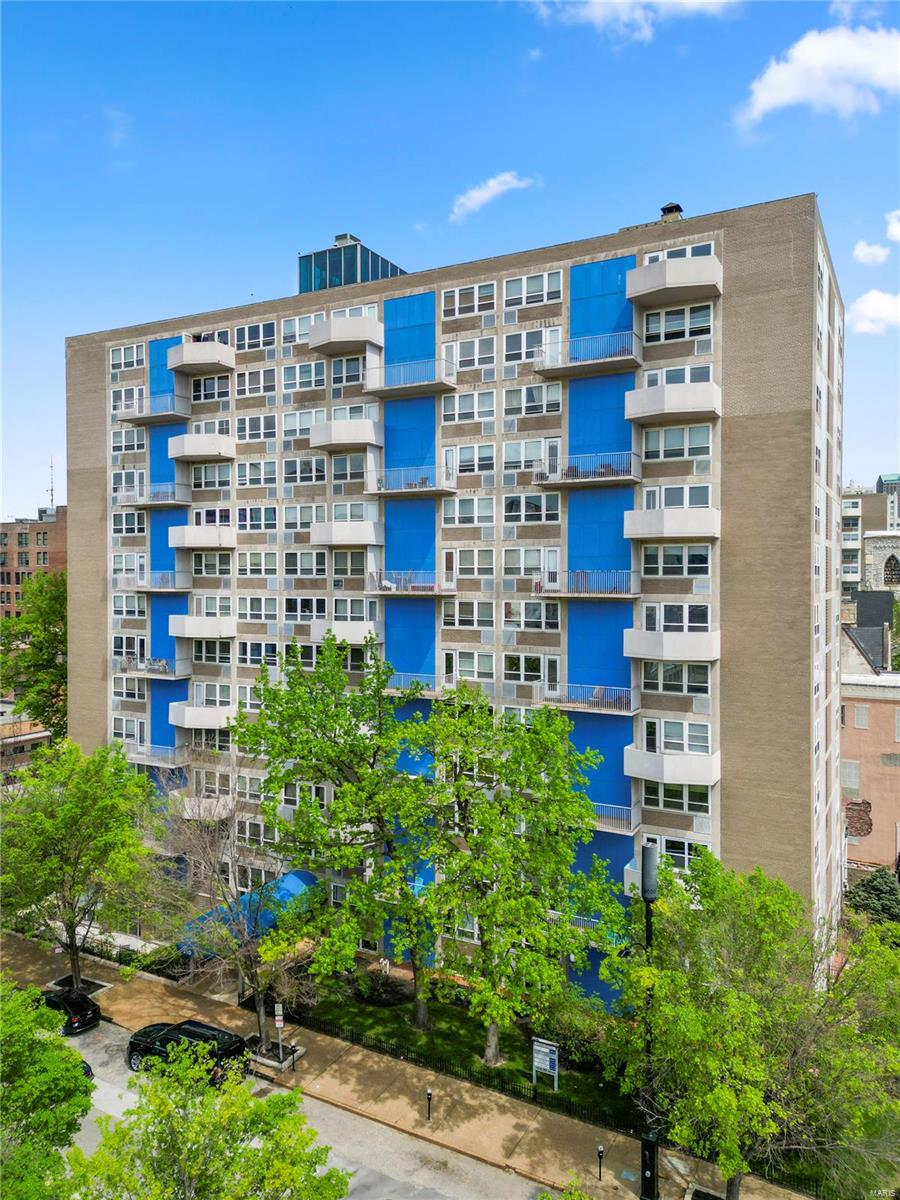 210 N 17th Street 610