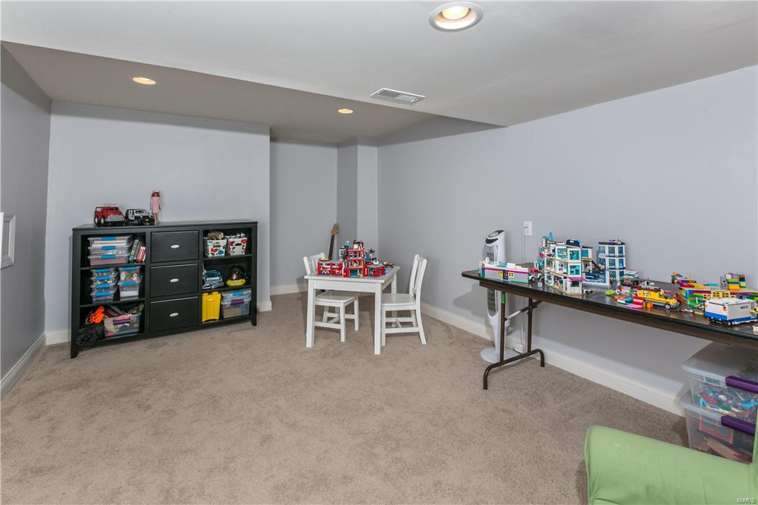 Mayfair 2 - Residential