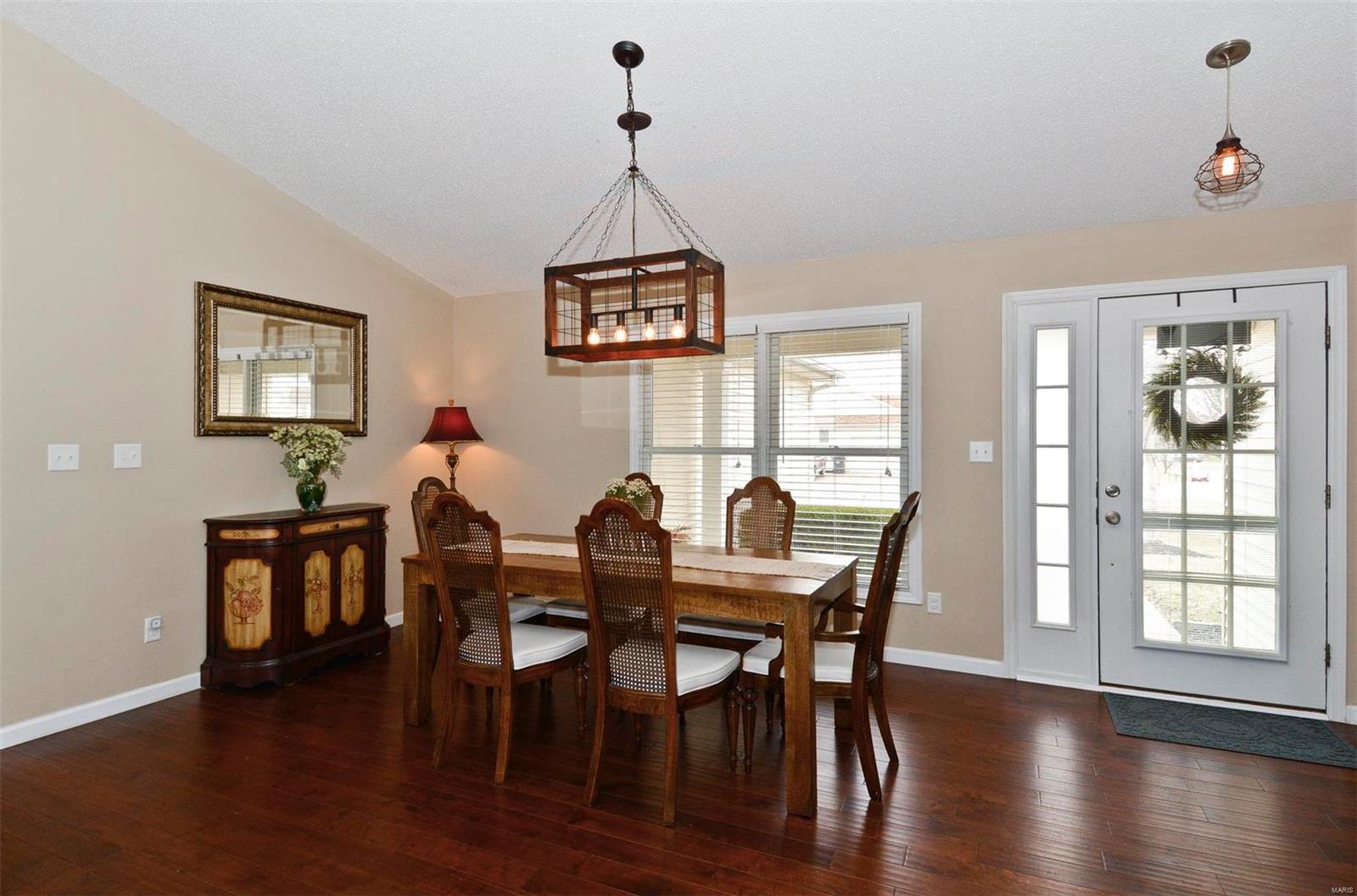 Vlgs At Dardenne Prairie - Residential