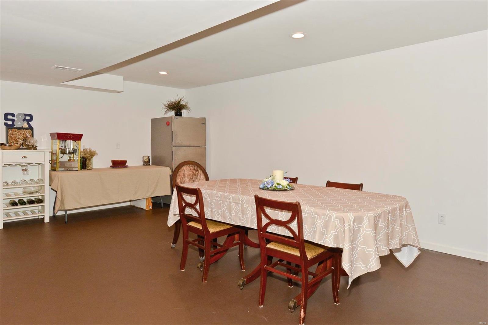 Vlgs At Dardenne Prairie - Residential