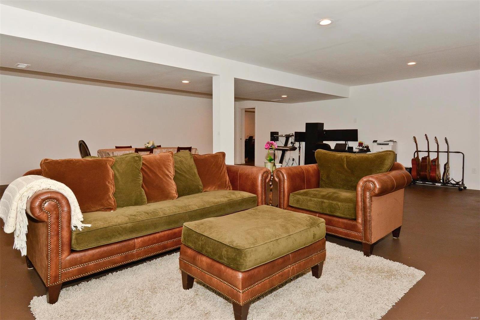 Vlgs At Dardenne Prairie - Residential