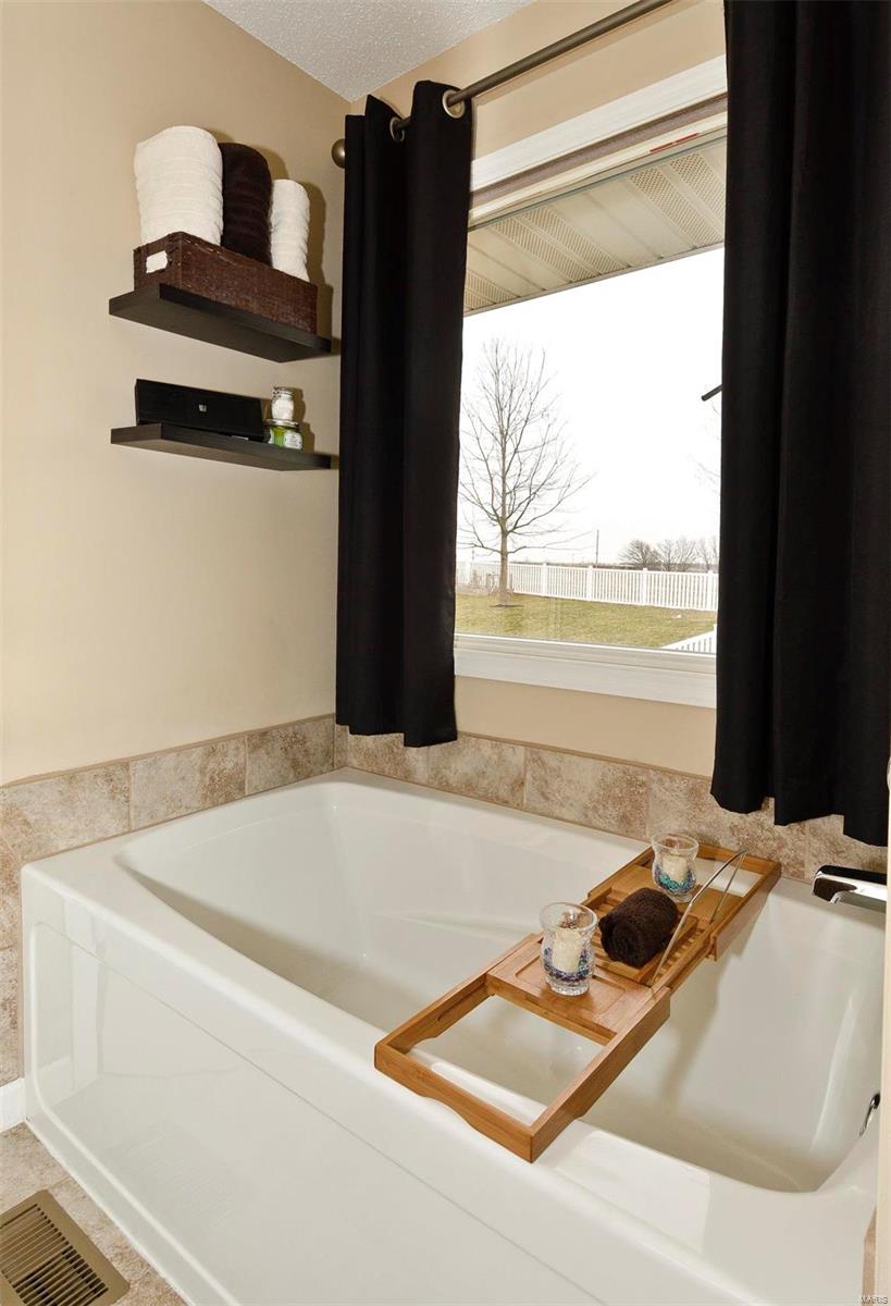 Vlgs At Dardenne Prairie - Residential