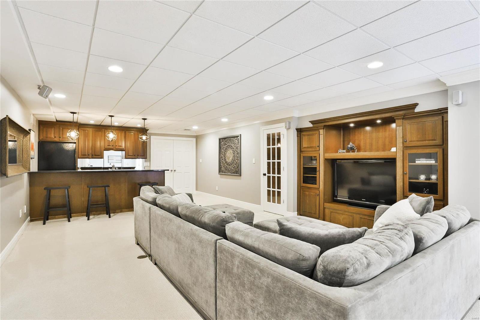 Faron Hill - Residential