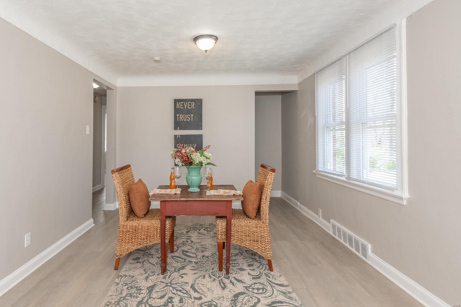 St Louis, Missouri 63130, United States, 4 Bedrooms Bedrooms, ,1 BathroomBathrooms,Residential,Pending,101094