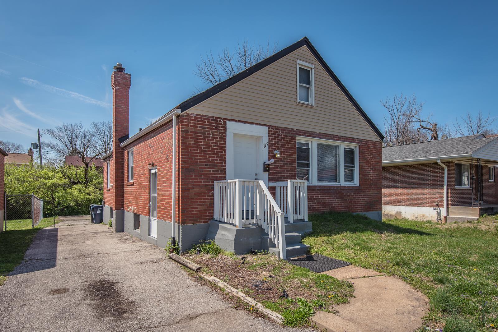 St Louis, Missouri 63130, United States, 4 Bedrooms Bedrooms, ,1 BathroomBathrooms,Residential,Pending,101094