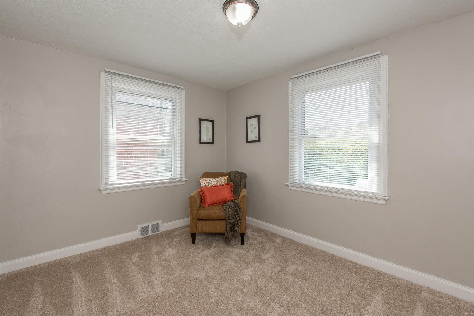 St Louis, Missouri 63130, United States, 4 Bedrooms Bedrooms, ,1 BathroomBathrooms,Residential,Pending,101094