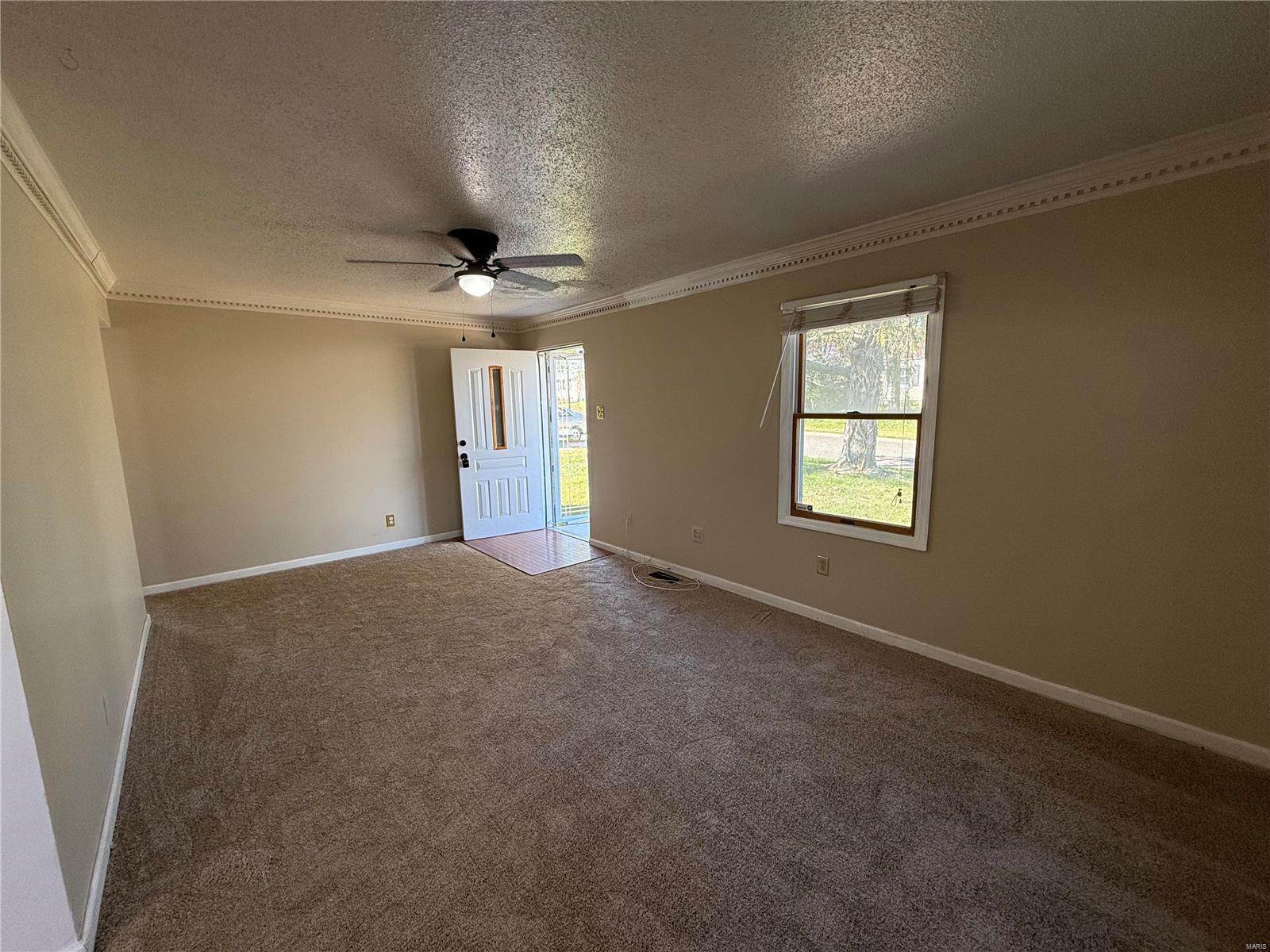 St Ann, Missouri 63074, United States, 2 Bedrooms Bedrooms, ,2 BathroomsBathrooms,Residential,Pending,37539