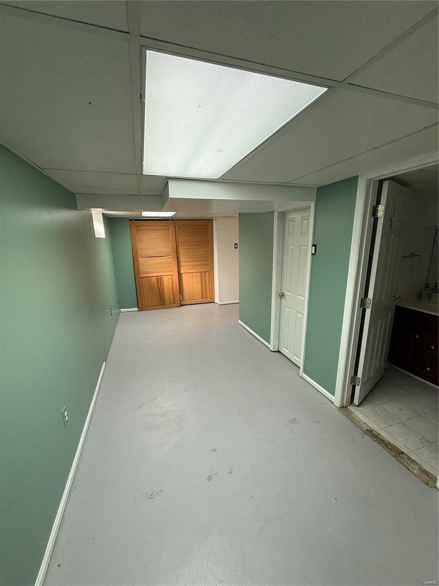 St Ann, Missouri 63074, United States, 2 Bedrooms Bedrooms, ,2 BathroomsBathrooms,Residential,Pending,37539