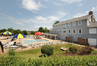 Twin Chimneys - Residential