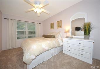 Twin Chimneys - Residential