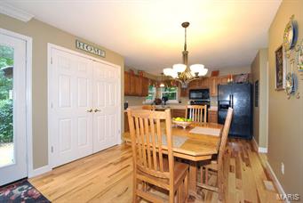 Twin Chimneys - Residential