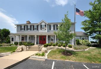 Twin Chimneys - Residential