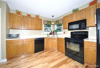 Twin Chimneys - Residential