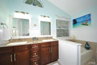 Twin Chimneys - Residential