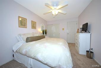 Twin Chimneys - Residential