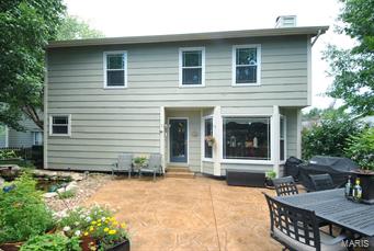 Twin Chimneys - Residential